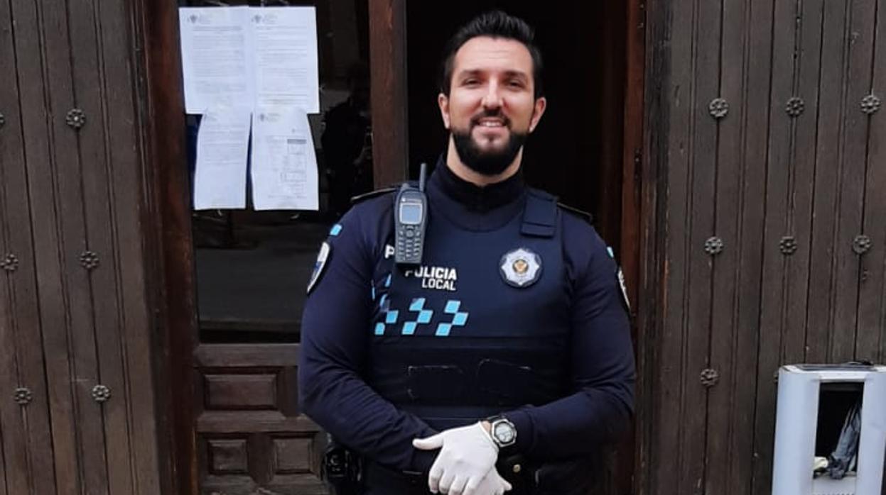 Julio Mota, oficial de la Policía local de Toledo