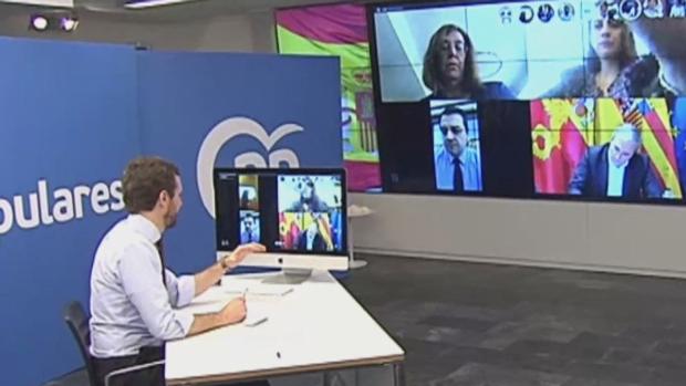 Casado se reúne con líderes europeos para impulsar un plan comunitario contra el coronavirus