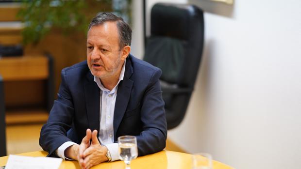 Coronavirus: El drama de las residencias abre una nueva grieta en el Gobierno regional