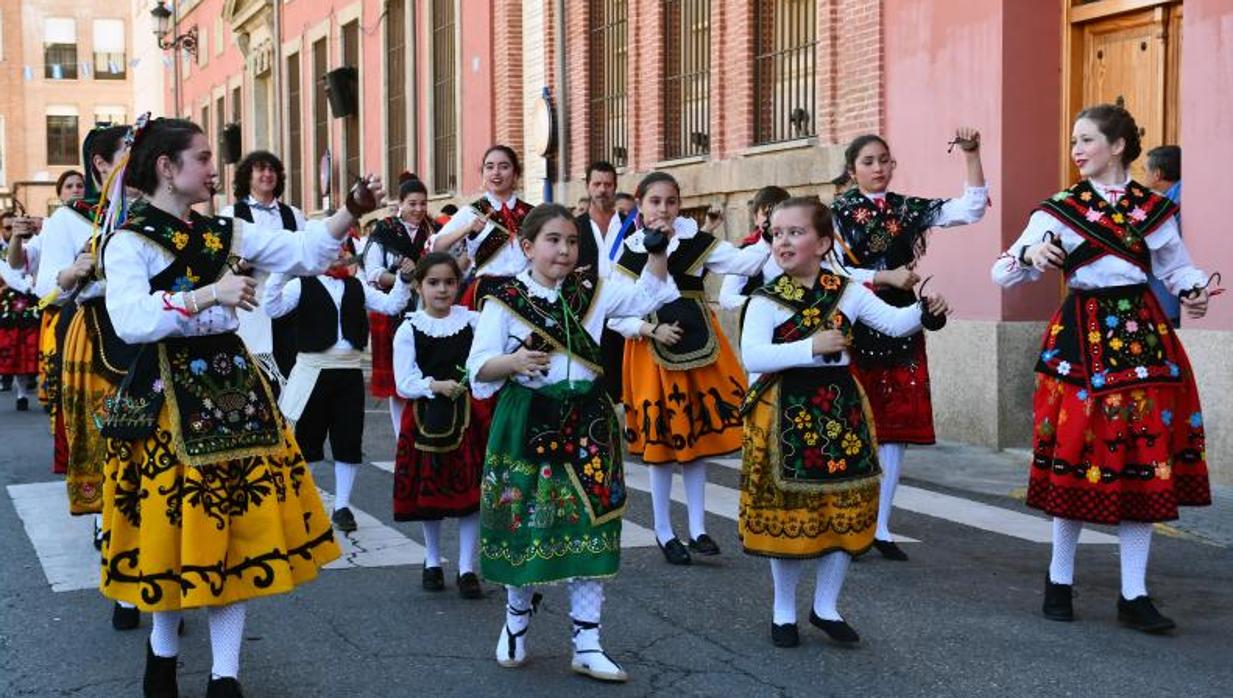 Imagen del Cortejo de Mondas del año 2019