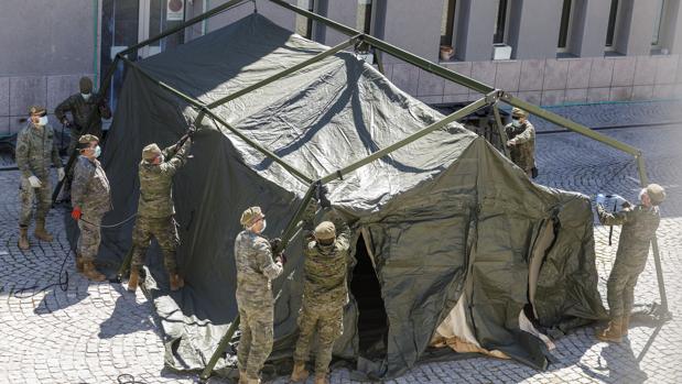 La Junta pide más medios y personal sanitario militar para Segovia y Soria