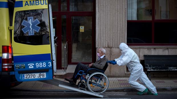 Más de 500 contagios y otros 17 fallecimientos marcan la jornada más virulenta hasta ahora