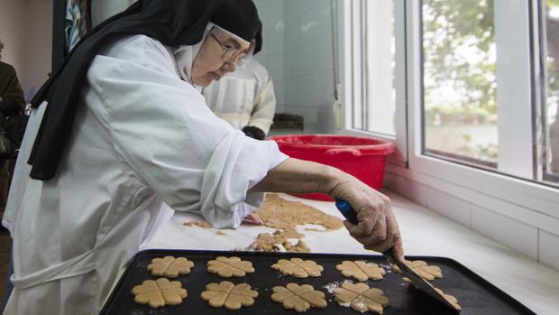 Las Claras de Aguilar (Palencia) endulzan el trabajo de «los ángeles» que luchan contra el Covid-19