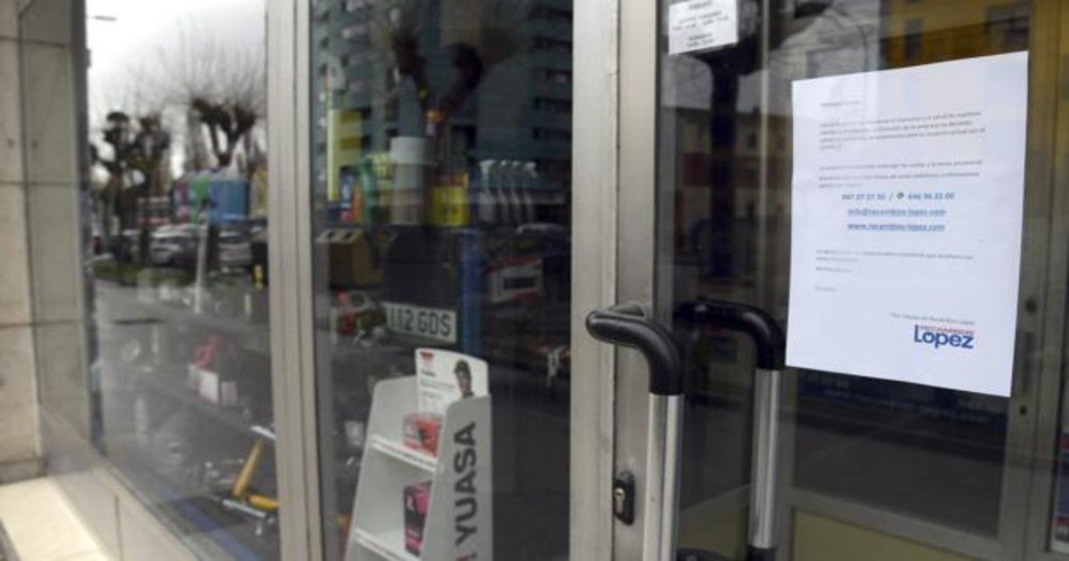 Comercios cerrados, en una céntrica calle de Burgos