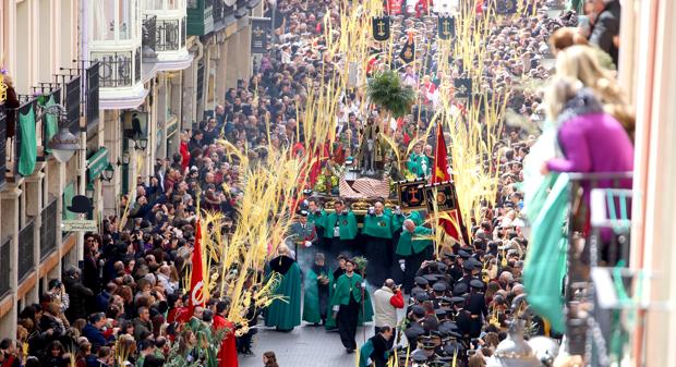 El Rey se interesa por la Semana Santa de Valladolid y Zamora tras su suspensión por el coronavirus