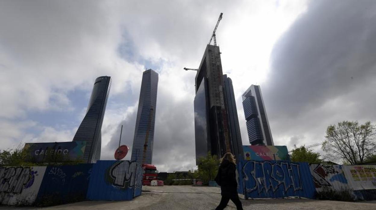 Construcción del edificio Caleido, la quinta torre de la Castellana