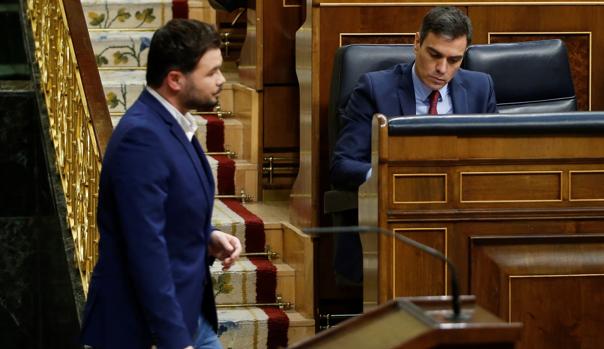 Rufián: «No habrá pactos de la Moncloa si no hay pactos en Ajuria Enea o en el Palau de la Generalitat»