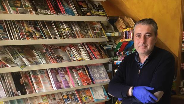 Un quiosquero: «Que no cerrasen los estancos nos salvó seguramente de la ruina»
