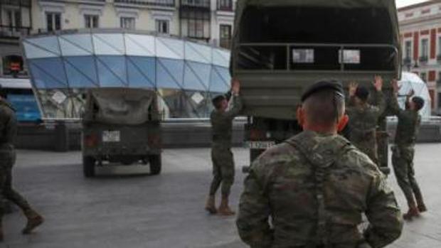 Unos 150 miembros del Ejército realizan este viernes en controles y labores de desinfección en Castilla-La Mancha