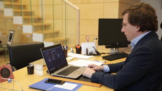 Madrid, Barcelona, Valencia, Sevilla, Zaragoza, Murcia y Málaga se unen para pedir a Sánchez reinvertir su superávit