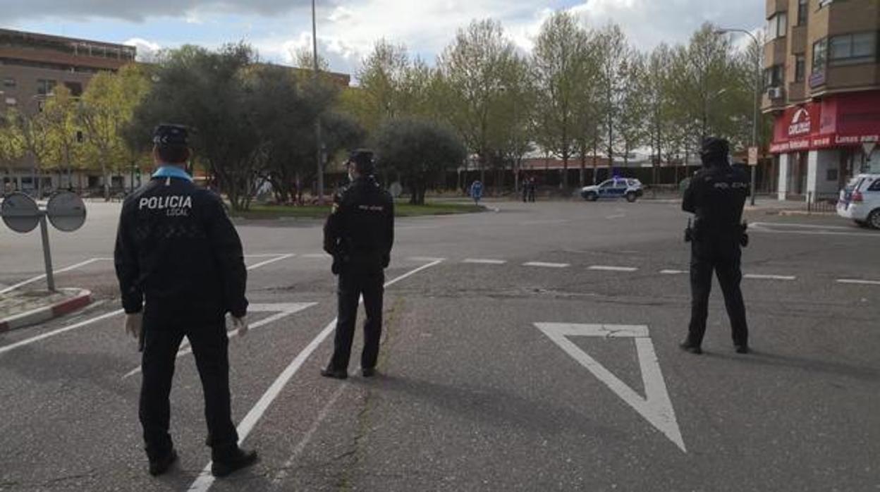 Uno de los controles realizados por la Policía Local de Talavera