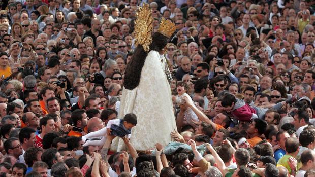 Coronavirus: Valencia aplaza la celebración de la fiesta de la Virgen de los Desamparados