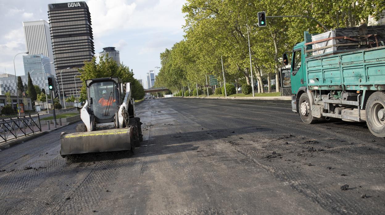 Obras en la Castellana, ayer