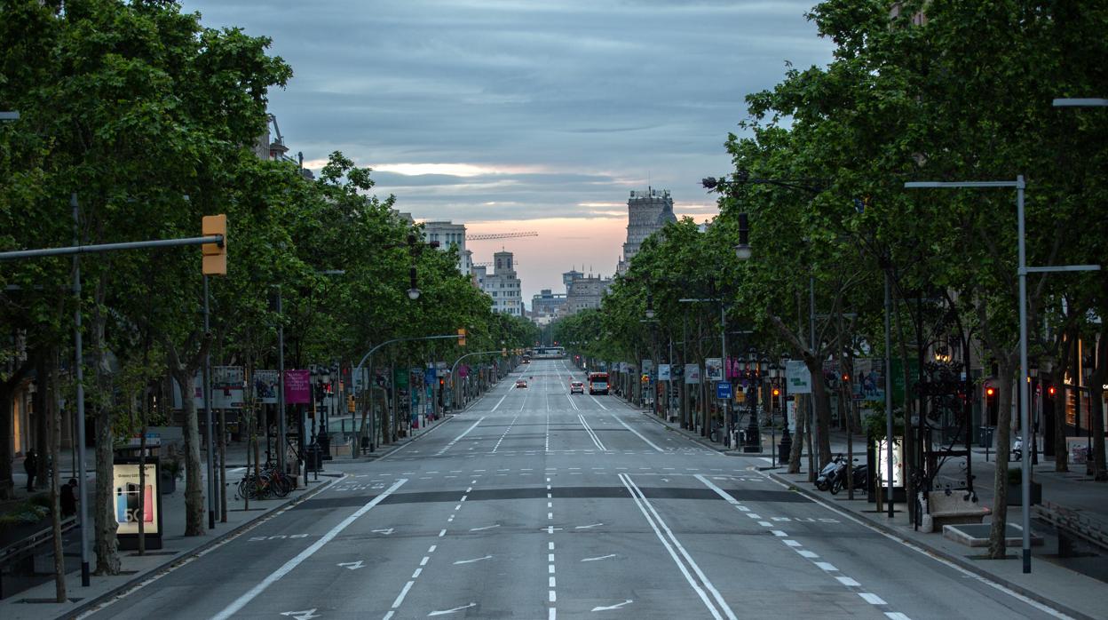 Las calles de Barcelona, sin gente ni coches durante el confinamiento