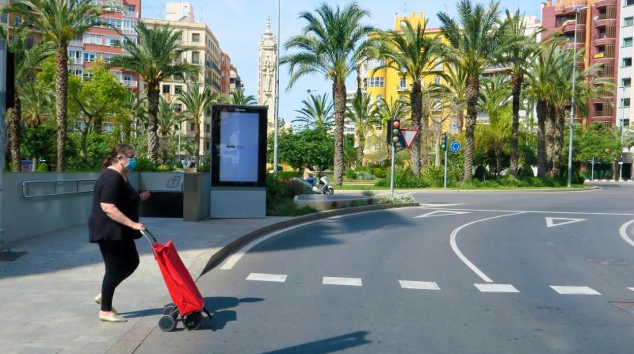 Alicante retrasa por seguridad las fases de la desescalada en sus cuatro mercadillos