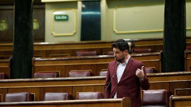 Rufián mete presión al Gobierno y le advierte de que su mayoría parlamentaria corre peligro