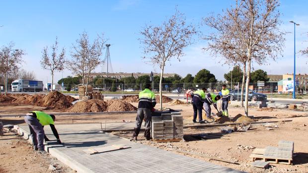 La alcaldesa de Alcázar propone dedicar el parque de la Avenida de la Constitución a los sanitarios