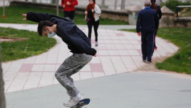 En directo | Coronavirus en Castilla y León: 12 fallecidos en hospitales, 43 altas y 261 positivos en el último día