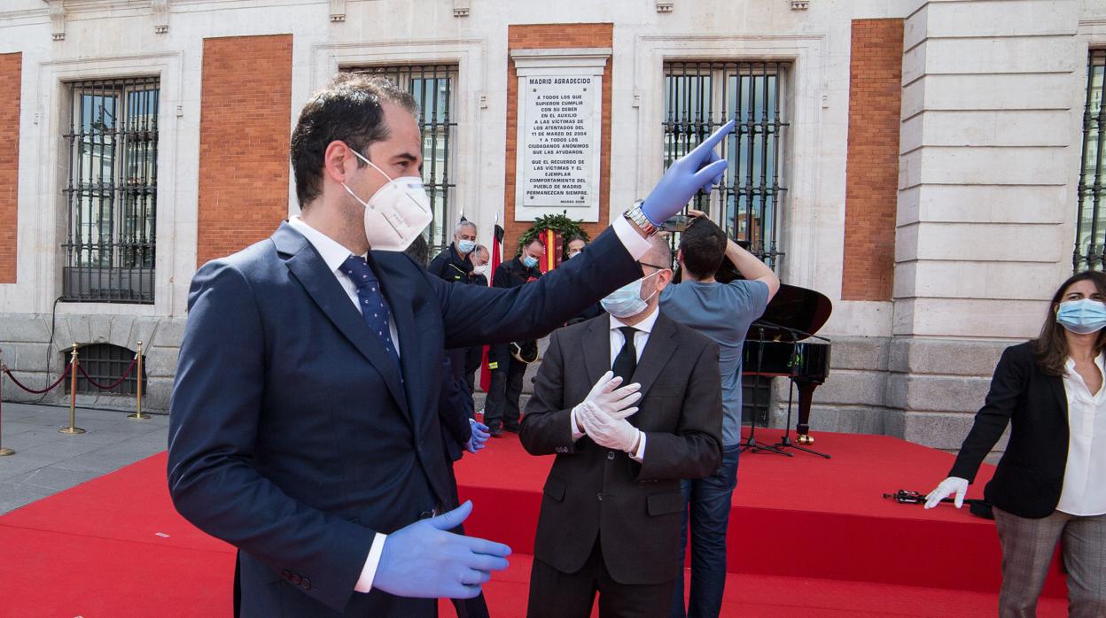 El vicepresidente Ignacio Aguado, ayer en la Puerta del Sol