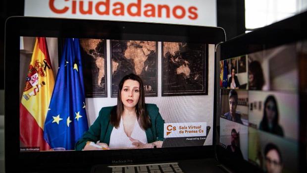 Arrimadas propondrá a Sánchez un plan para contener el virus y mantener las ayudas sin estado de alarma