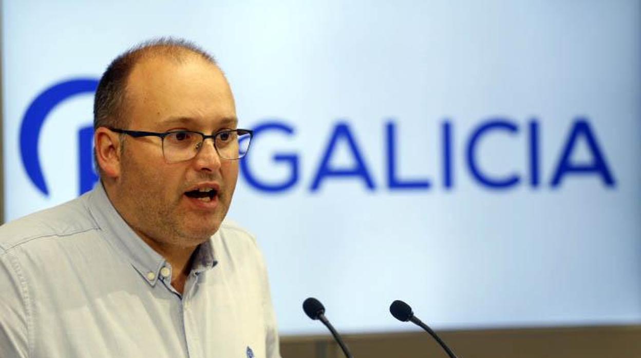 Miguel Tellado, durante una comparecencia en la sede del PP gallego