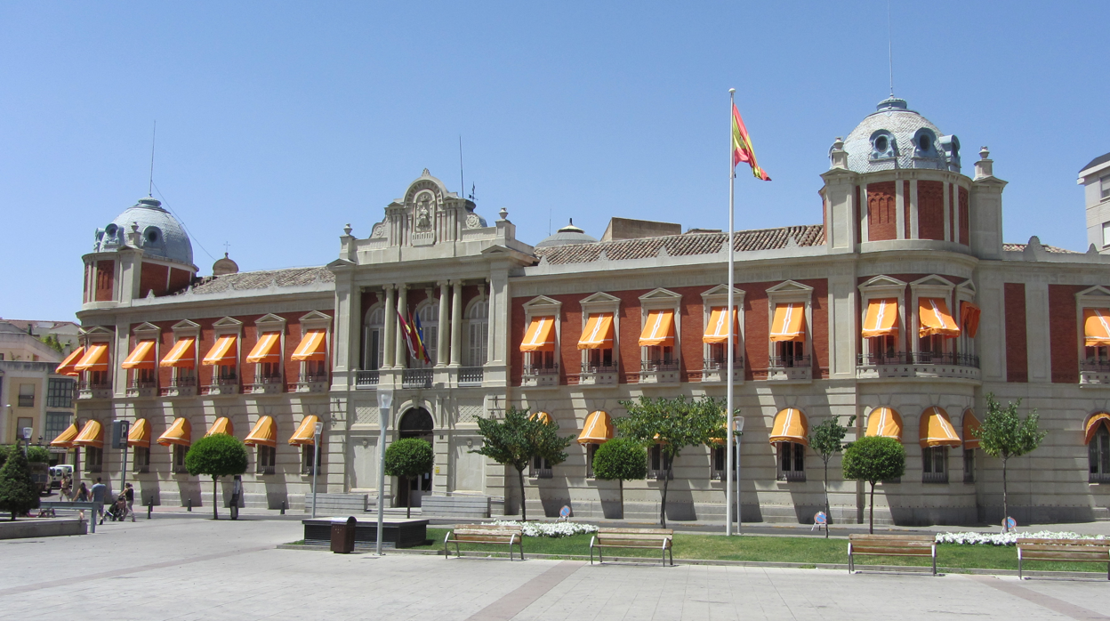 El edificio que alberga la Diputación Provincial de Ciudad Real