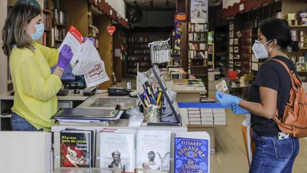 Un «amigo invisible» para ayudar a las librerías valencianas a paliar el golpe del Covid-19