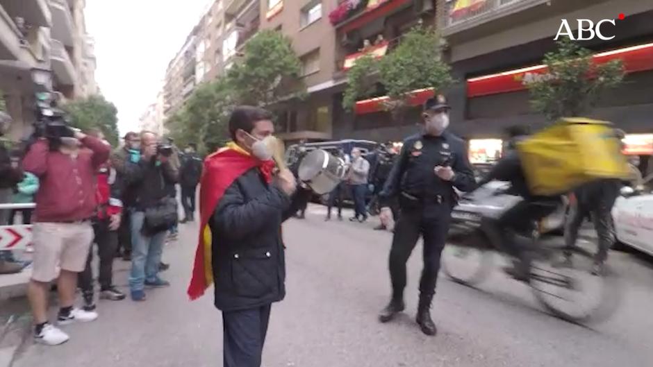 Así sonó la cacerolada del Barrio de Salamanca