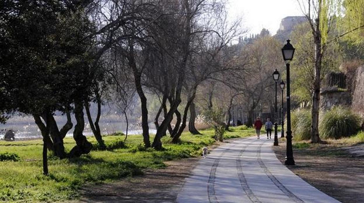 Los tramos de la senda ecológica donde no se puedan mantener las distancias permanecerán cerrados