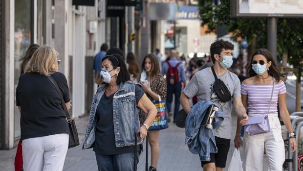 La Generalitat reserva material sanitario ante posibles rebrotes del Covid-19 tras haber comprado casi mil toneladas