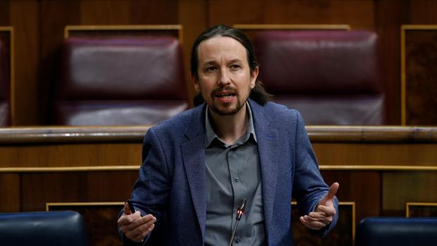 Iglesias es reelegido líder de Podemos con una participación muy baja