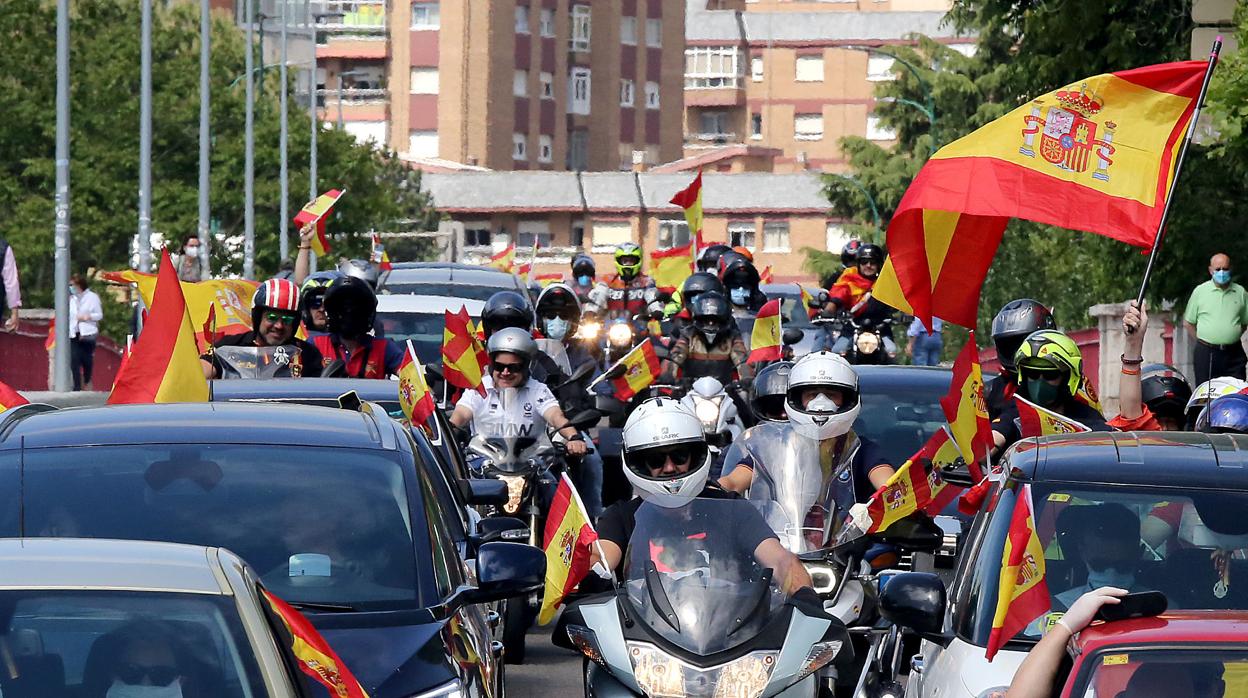 Guillermo Garabito: Masas embrutecidas