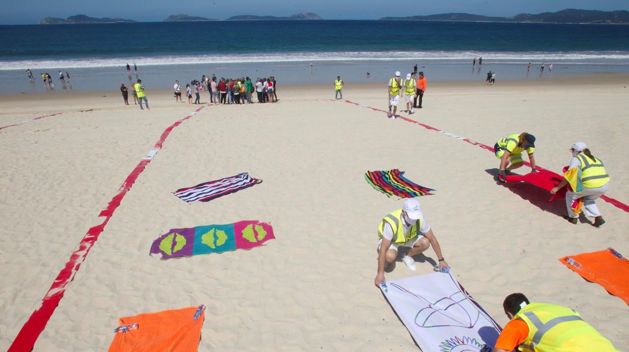 Demostración de separación en una playa de Vigo