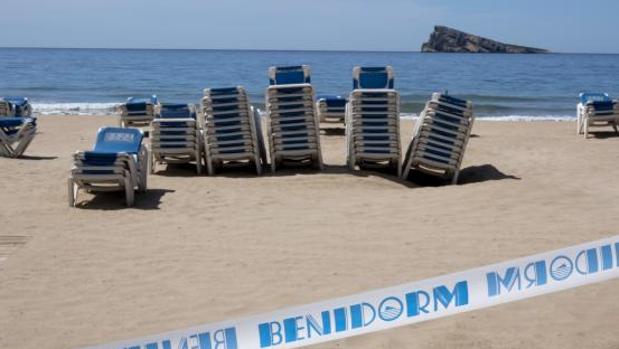 Fase 2: Benidorm dividirá la playa en parcelas y hará controles de aforo en la desescalada
