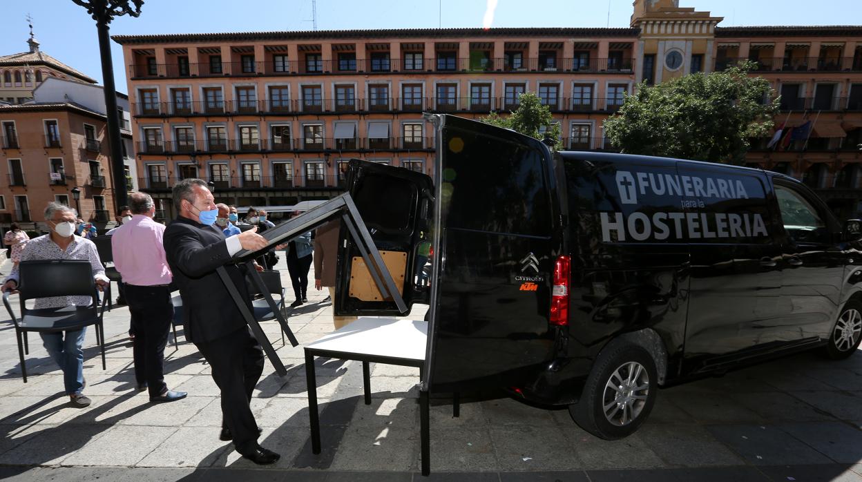 Los hosteleros de Toledo y la provincia denuncian que el sector está en «la funeraria»