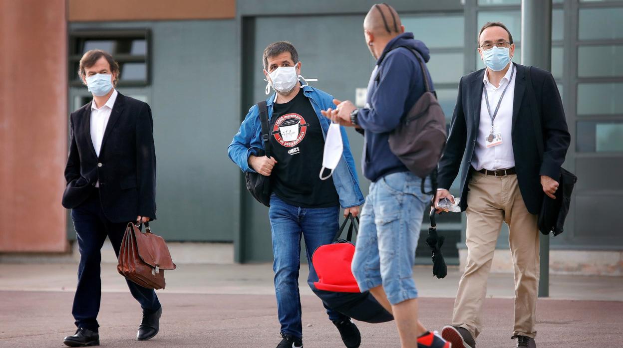 Jordi Sànchez y Josep Rull saliendo de prisión esta semana