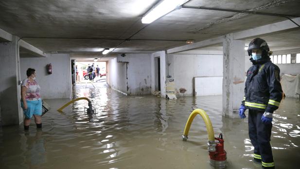 Una intensa tormenta provoca inundaciones en Burgos y Palencia