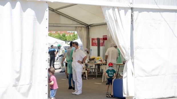 Más de 100.000 vecinos participan en los test masivos de Torrejón