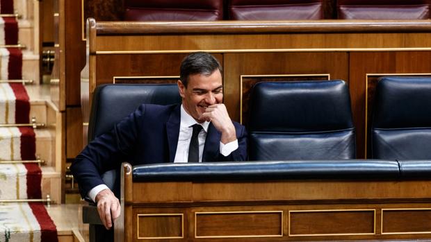 Sánchez desprecia la Transparencia y remite a los comunicados de Moncloa