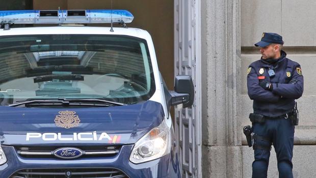 Detenido en Vilanova de Arousa (Pontevedra) uno de los fugitivos más buscados por la Policía