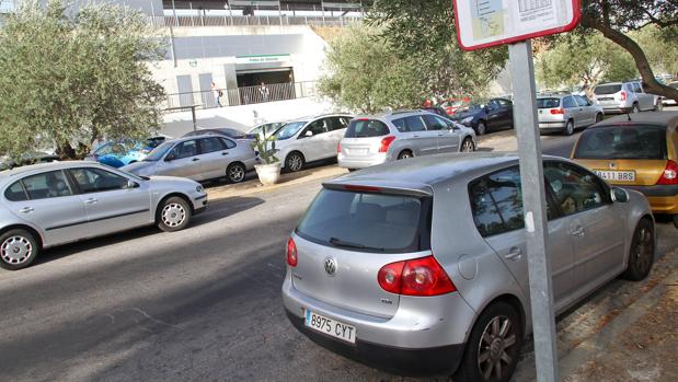 Detienen en Pontevedra a una anciana que se dedicaba a rayar coches