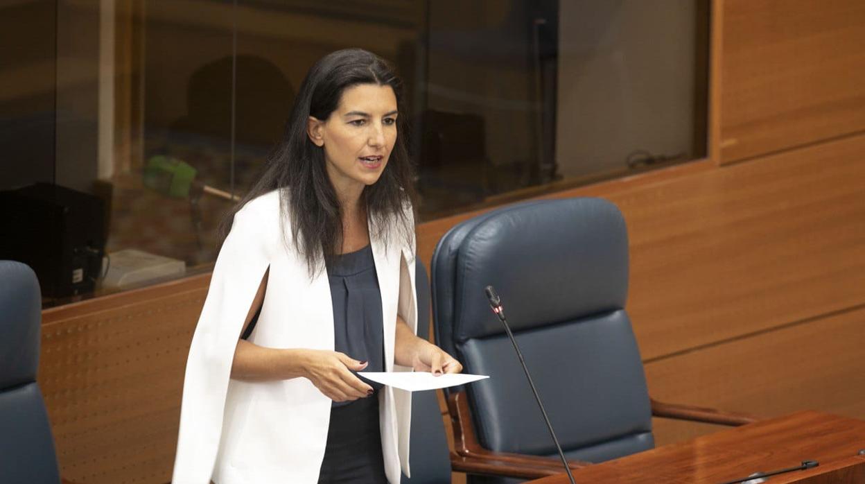 Rocío Monasterio, en el pleno de la Asamblea de Madrid