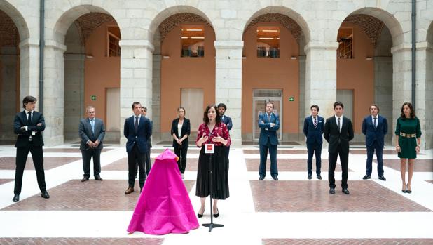 Ayuso propone una corrida benéfica en homenaje a los sanitarios