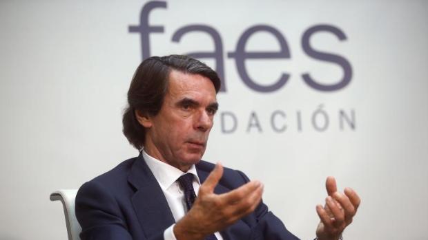 FAES acusa al «entorno mediático de La Moncloa» de construir «una fabulación conspiranoica» contra el PP