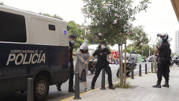 Prisión sin fianza por asesinato para la mujer detenida por el crimen de Godelleta