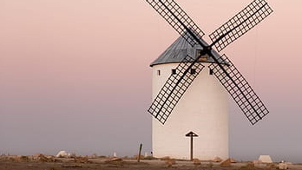 Molino de viento típico de La Mancha