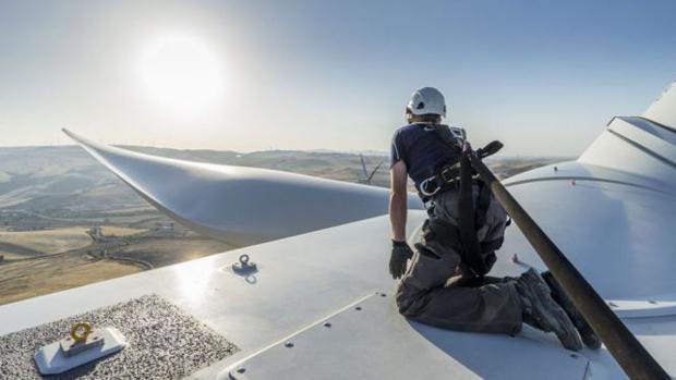 Se instala una empresa de renovables en Motilla del Palancar que creará 500 puestos de trabajo
