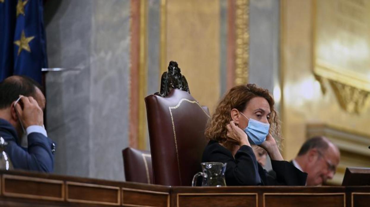 La presidenta del Congreso, Meritxell Batet, ayer en la Cámara