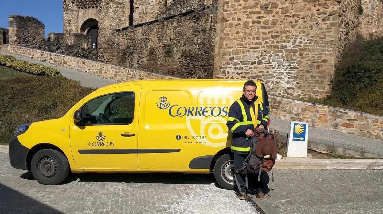 Correos retoma el transporte de mochilas en el Camino de Santiago