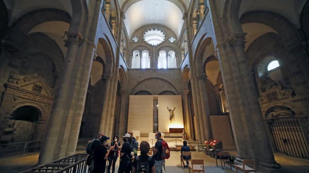 Los primeros peregrinos que regresaron a la Catedral